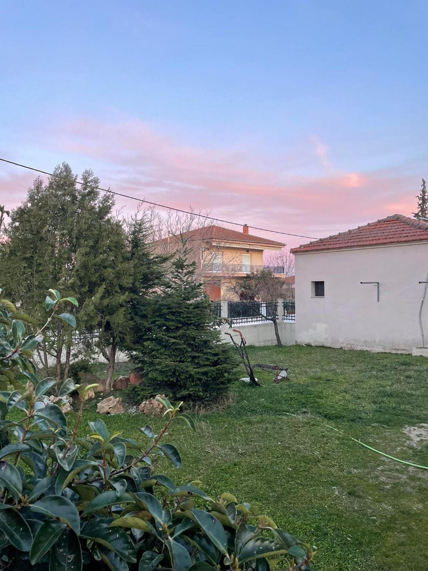 クサンチAthina'S Houseアパートメント エクステリア 写真