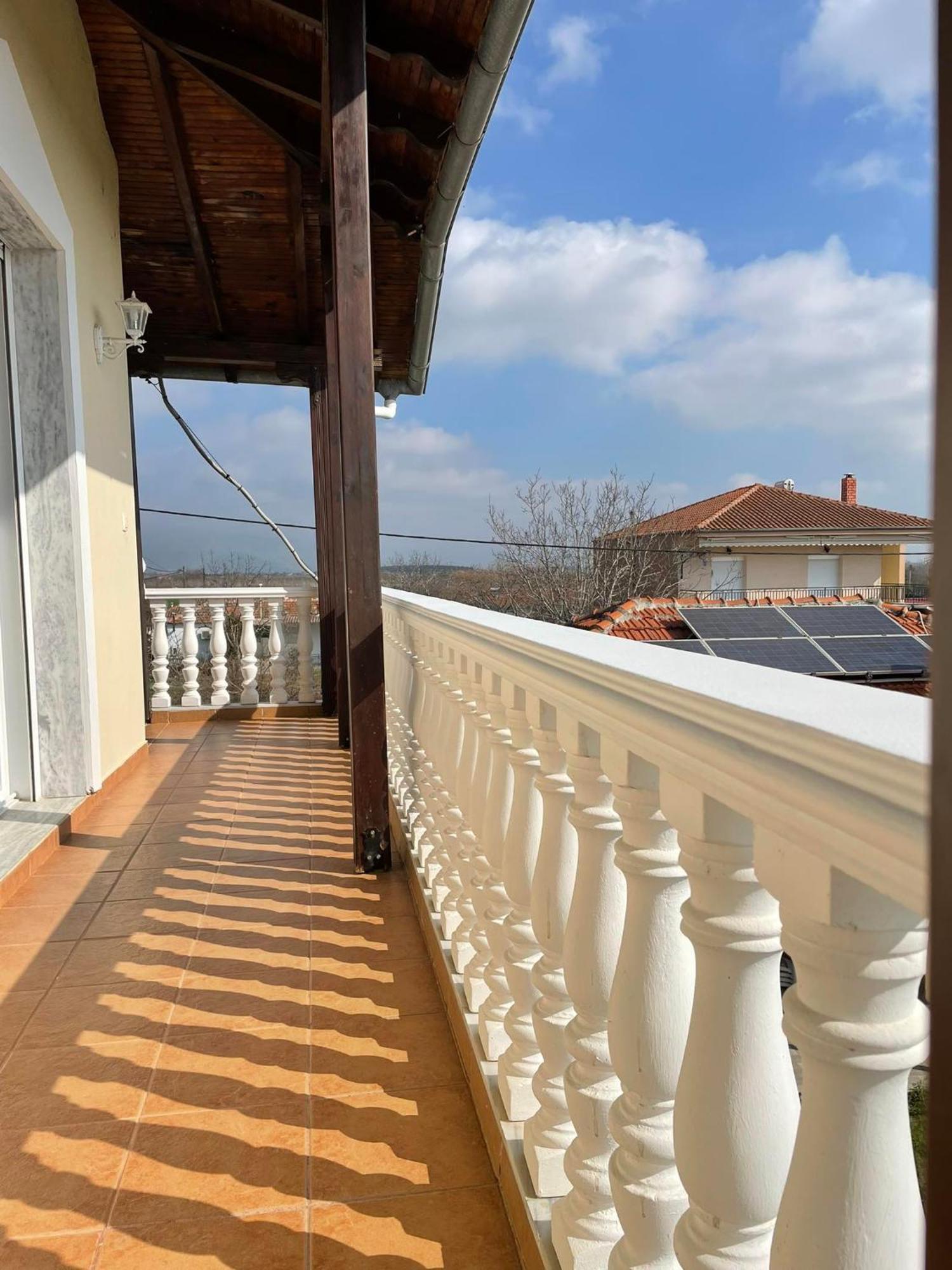 クサンチAthina'S Houseアパートメント エクステリア 写真