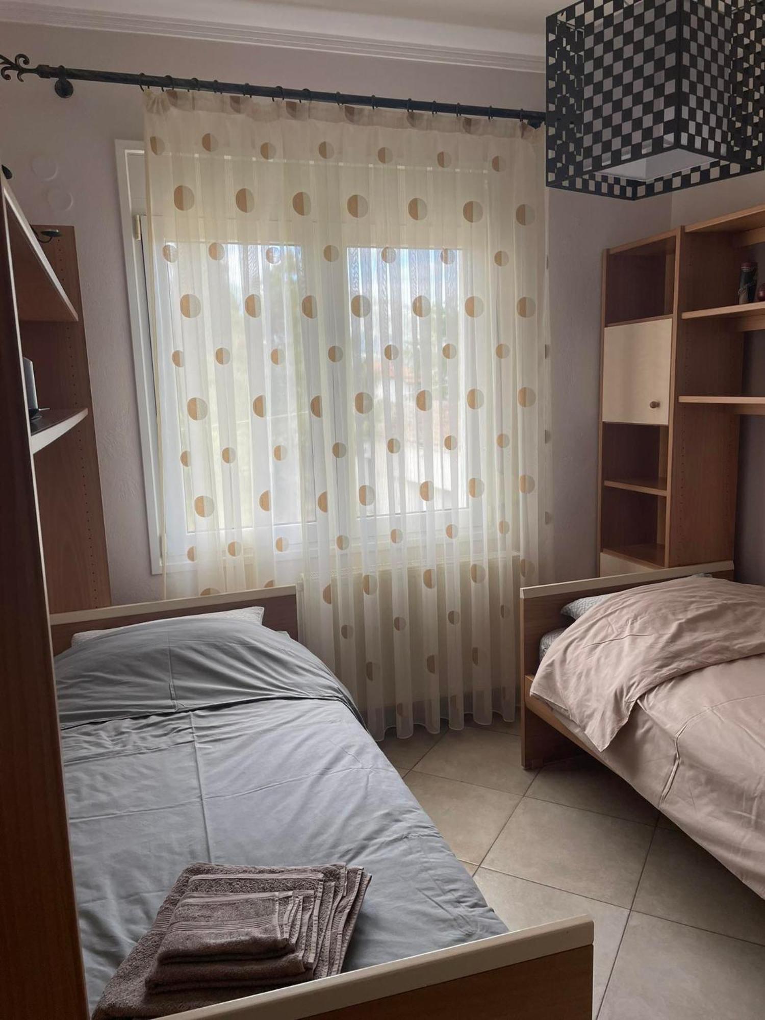 クサンチAthina'S Houseアパートメント エクステリア 写真